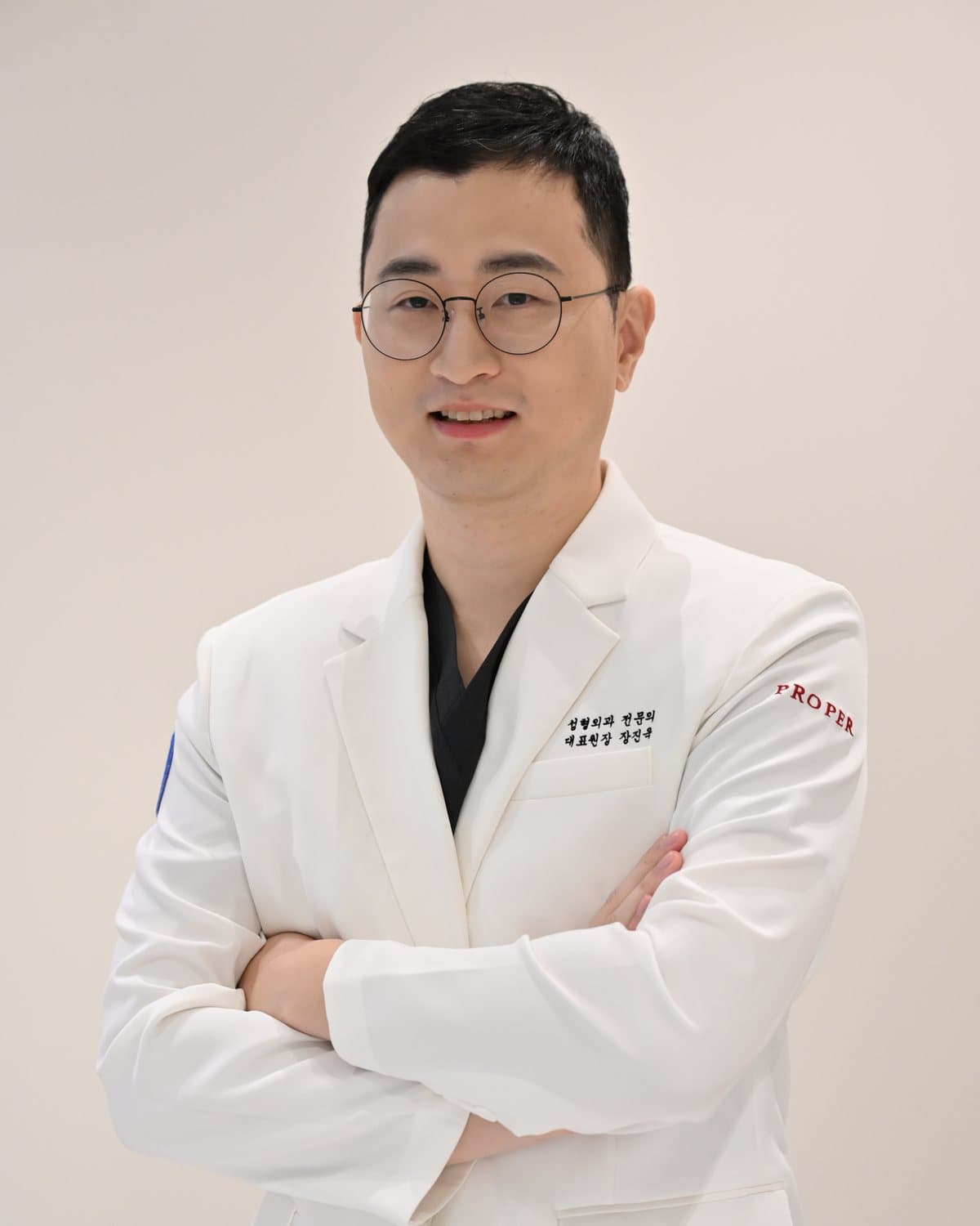 장진욱 성형외과 전문의 · 프로퍼성형외과 대표원장
